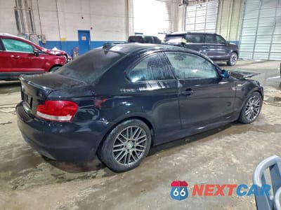 Trzecie zdjęcie samochodu z tyłu: 2008 BMW 135 I VIN:WBAUC73548VF23867 - miniatura
