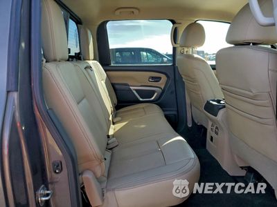Zdjęcie 10 z 12 samochodu: 2016 NISSAN TITAN XD SL VIN:1N6BA1F47GN514606 - miniatura