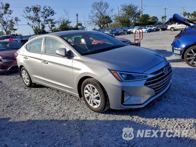 Czwarte zdjęcie samochodu z boku: 2020 HYUNDAI ELANTRA SE VIN:5NPD74LF0LH599638 - miniatura