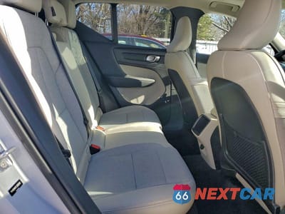 Zdjęcie 11 z 13 samochodu: 2020 VOLVO XC40 T5 MOMENTUM VIN:YV4162UK7L2203340 - miniatura