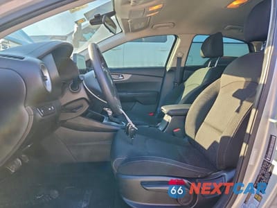 Zdjęcie 7 z 12 samochodu: 2020 KIA FORTE LXS VIN:3KPF24AD0LE201910 - miniatura