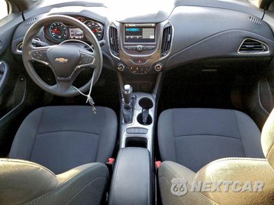 Zdjęcie 8 z 14 samochodu: 2017 CHEVROLET CRUZE LT VIN:1G1BE5SM0H7121758 - miniatura