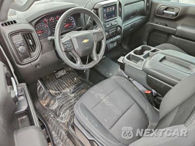 Zdjęcie 8 z 13 samochodu: 2020 CHEVROLET SILVERADO C1500 VIN:3GCNWAEF0LG333399 - miniatura