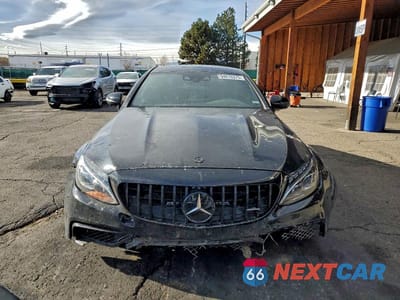 Piąte zdjęcie samochodu w środku: 2018 MERCEDES-BENZ C 63 AMG-S VIN:WDDWJ8HB7JF660729 - miniatura
