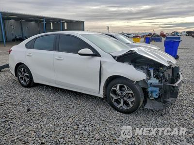 Czwarte zdjęcie samochodu z boku: 2021 KIA FORTE FE VIN:3KPF24ADXME340296 - miniatura