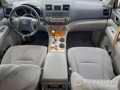 Zdjęcie 8 z 15 samochodu: 2008 TOYOTA HIGHLANDER HYBRID VIN:JTEEW41A482007421 - miniatura