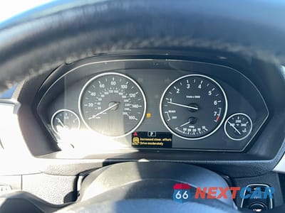 Zdjęcie 8 z 15 samochodu: 2018 BMW 320 I VIN:WBA8E1G50JNU91361 - miniatura