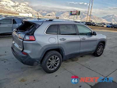Trzecie zdjęcie samochodu z tyłu: 2020 JEEP CHEROKEE LATITUDE PLUS VIN:1C4PJMLB5LD526413 - miniatura