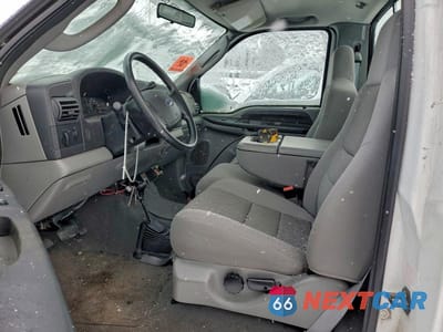 Zdjęcie 7 z 12 samochodu: 2005 FORD F250 SUPER DUTY VIN:1FTNF21585EB07169 - miniatura