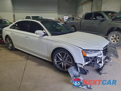 Czwarte zdjęcie samochodu z boku: 2017 AUDI A8 L QUATTRO VIN:WAU43AFD5HN011838 - miniatura