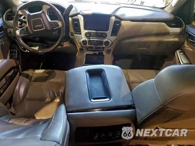 Zdjęcie 8 z 12 samochodu: 2019 GMC YUKON SLT VIN:1GKS1BKC3KR260257 - miniatura