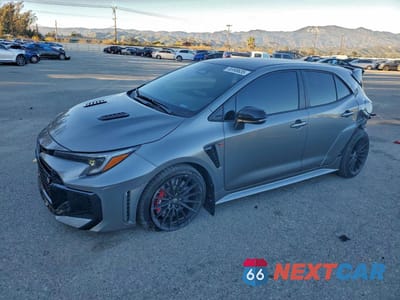 2025 TOYOTA GR COROLLA CORE JTNABAAE3SA016619 - główne zdjęcie licytacji z USA - miniatura