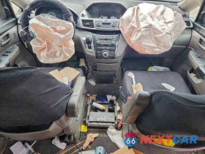 Zdjęcie 8 z 13 samochodu: 2012 HONDA ODYSSEY TOURING VIN:5FNRL5H90CB082316 - miniatura