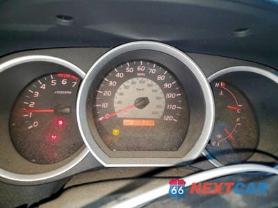 Zdjęcie 9 z 13 samochodu: 2011 TOYOTA TACOMA DOUBLE CAB VIN:3TMLU4EN7BM064887 - miniatura