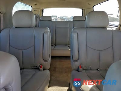 Zdjęcie 10 z 12 samochodu: 2005 CADILLAC ESCALADE ESV VIN:3GYFK66N35G232227 - miniatura