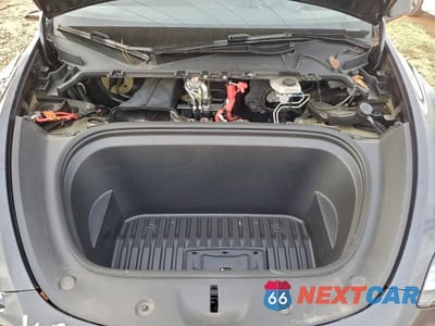 Zdjęcie 11 z 13 samochodu: 2024 TESLA MODEL Y VIN:7SAYGDEE9RF983580 - miniatura