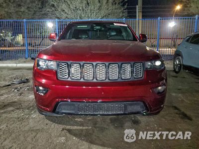 Piąte zdjęcie samochodu w środku: 2017 JEEP GRAND CHEROKEE LAREDO VIN:1C4RJEAG4HC756759 - miniatura