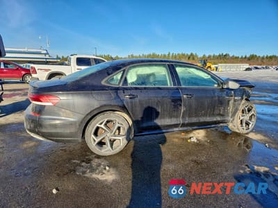 Trzecie zdjęcie samochodu z tyłu: 2020 VOLKSWAGEN PASSAT R-LINE VIN:1VWMA7A30LC003609 - miniatura