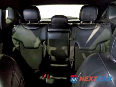 Zdjęcie 10 z 13 samochodu: 2023 JEEP COMPASS LATITUDE VIN:3C4NJDBN2PT551126 - miniatura