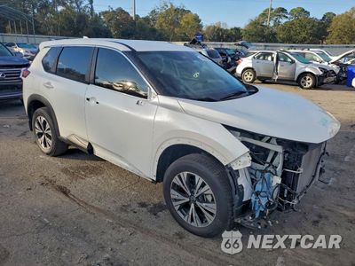 Czwarte zdjęcie samochodu z boku: 2023 NISSAN ROGUE SV VIN:5N1BT3BA6PC757321 - miniatura