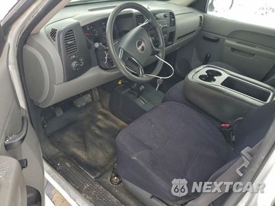 Zdjęcie 8 z 14 samochodu: 2011 GMC SIERRA K1500 VIN:1GTN2TE03BZ230611 - miniatura
