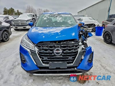 Piąte zdjęcie samochodu w środku: 2025 NISSAN KICKS PLAY S VIN:3N1CP5BV4SL488926 - miniatura