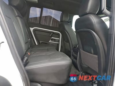 Zdjęcie 11 z 15 samochodu: 2023 LAND ROVER DEFENDER 110 S VIN:SALEJ7EXXP2151047 - miniatura