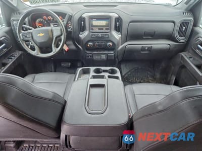 Zdjęcie 8 z 12 samochodu: 2022 CHEVROLET SILVERADO K3500 VIN:1GB4YSE76NF330908 - miniatura