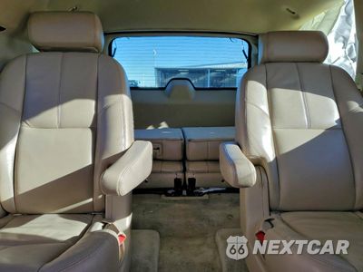 Zdjęcie 10 z 14 samochodu: 2007 GMC YUKON DENALI VIN:1GKFK63877J218308 - miniatura
