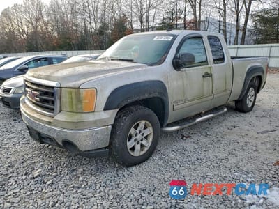 2008 GMC SIERRA K1500 2GTEK19J381323878 - główne zdjęcie licytacji z USA - miniatura