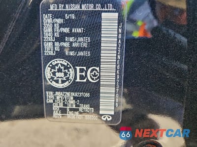 Zdjęcie 13 z 16 samochodu: 2019 INFINITI QX80 LUXE VIN:JN8AZ2NE6K9237086 - miniatura