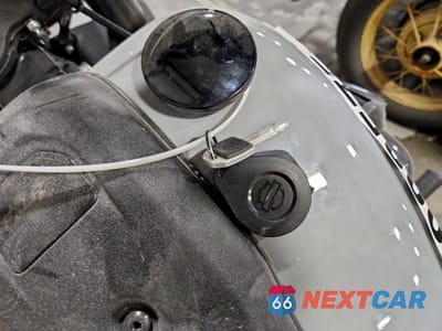 Zdjęcie 8 z 10 samochodu: 2024 HARLEY-DAVIDSON FXLRS VIN:1HD1YWZ16RB055404 - miniatura