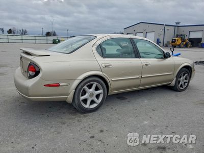 Trzecie zdjęcie samochodu z tyłu: 2001 NISSAN MAXIMA GXE VIN:JN1CA31AX1T112147 - miniatura