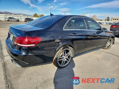Trzecie zdjęcie samochodu z tyłu: 2016 MERCEDES-BENZ E 350 4MATIC VIN:WDDHF8JB4GB192804 - miniatura