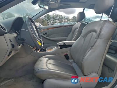 Zdjęcie 7 z 12 samochodu: 2004 MERCEDES-BENZ CLK 500 VIN:WDBTJ75J94F068190 - miniatura