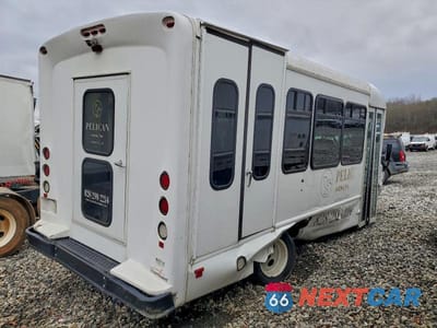 Czwarte zdjęcie samochodu z boku: 2019 FORD E350 SHUTTLE BUS VIN:1FDEE3FS3KDC14375 - miniatura