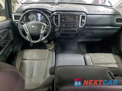 Zdjęcie 8 z 12 samochodu: 2017 NISSAN TITAN XD S VIN:1N6BA1F31HN526226 - miniatura