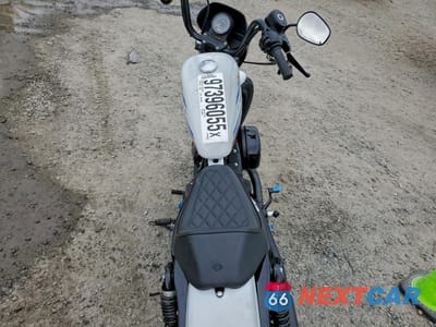 Zdjęcie 6 z 10 samochodu: 2021 HARLEY-DAVIDSON XL1200 NS VIN:1HD1LP313MB407649 - miniatura