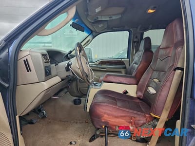 Zdjęcie 7 z 12 samochodu: 2004 FORD F350 SRW SUPER DUTY VIN:1FTSW31PX4EC54683 - miniatura