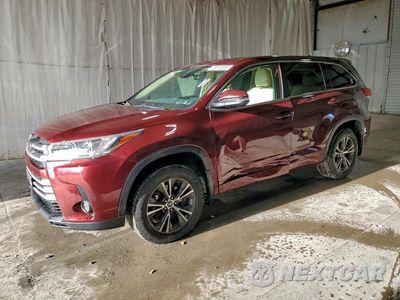 2018 TOYOTA HIGHLANDER LE 5TDBZRFH1JS869009 - główne zdjęcie licytacji z USA - miniatura