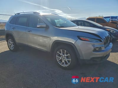 Czwarte zdjęcie samochodu z boku: 2014 JEEP CHEROKEE LATITUDE VIN:1C4PJLCS3EW265591 - miniatura