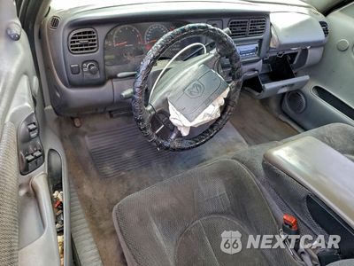 Zdjęcie 8 z 14 samochodu: 1998 DODGE DAKOTA VIN:1B7GL22X6WS722551 - miniatura