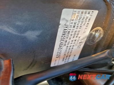 Zdjęcie 8 z 9 samochodu: 2008 YAMAHA YZFR1 VIN:JYARN20E48A012329 - miniatura