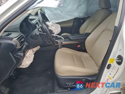 Zdjęcie 7 z 12 samochodu: 2017 LEXUS IS 300 BASE VIN:JTHCM1D27H5016941 - miniatura