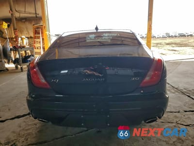 Zdjęcie 6 z 14 samochodu: 2016 JAGUAR XJ VIN:SAJWA1C74G8V98810 - miniatura