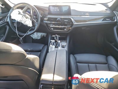 Zdjęcie 8 z 12 samochodu: 2019 BMW 530E VIN:WBAJA9C54KB393986 - miniatura