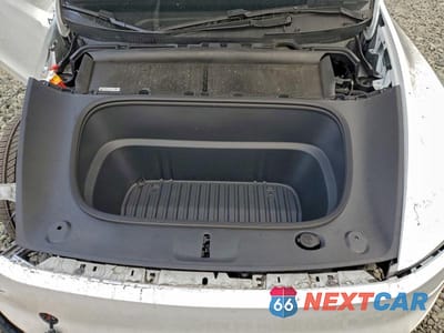 Zdjęcie 11 z 12 samochodu: 2026 TESLA MODEL Y VIN:7SAYGDEE1TF357531 - miniatura