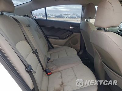 Zdjęcie 10 z 15 samochodu: 2014 KIA FORTE LX VIN:KNAFX4A68E5089470 - miniatura