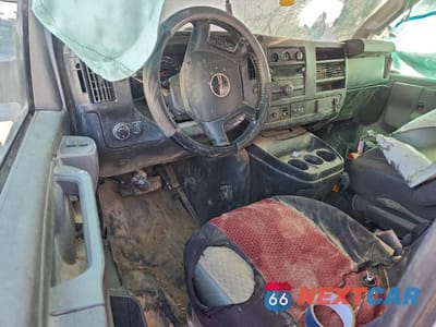 Zdjęcie 8 z 13 samochodu: 2021 GMC SAVANA G2500 UTILITY / SERVICE VAN VIN:1GTW7BFP8M1173769 - miniatura