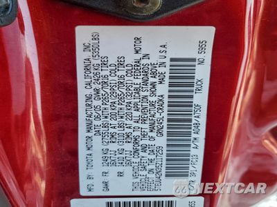 Zdjęcie 12 z 14 samochodu: 2005 TOYOTA TACOMA ACCESS CAB VIN:5TEUU42N35Z117259 - miniatura